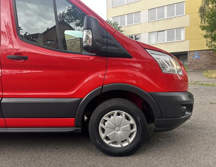 Ford Transit 18