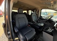 Ford Tourneo Custom 19