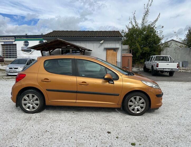Peugeot 207 4
