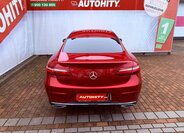 Mercedes-Benz Třídy E 9