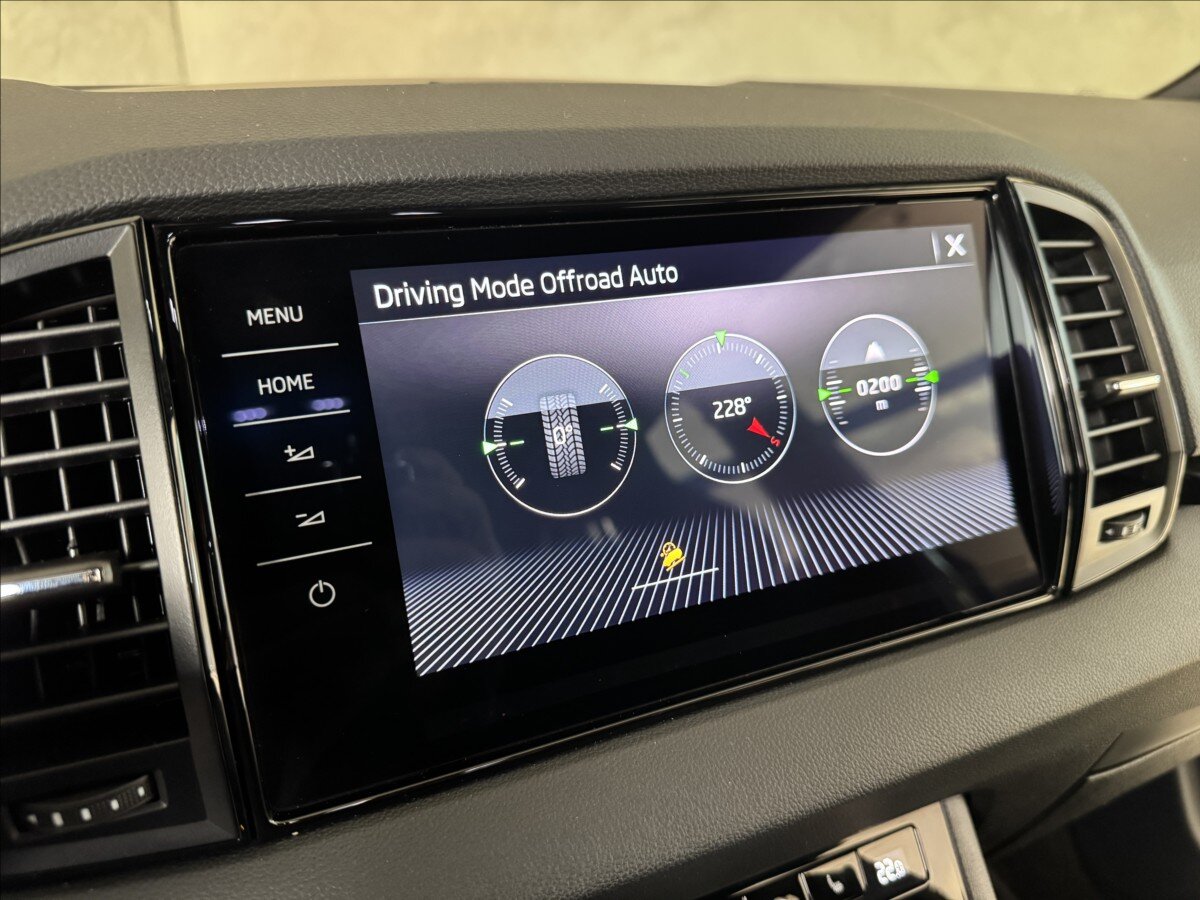 Škoda Karoq SUV 2,0 l 110 kw