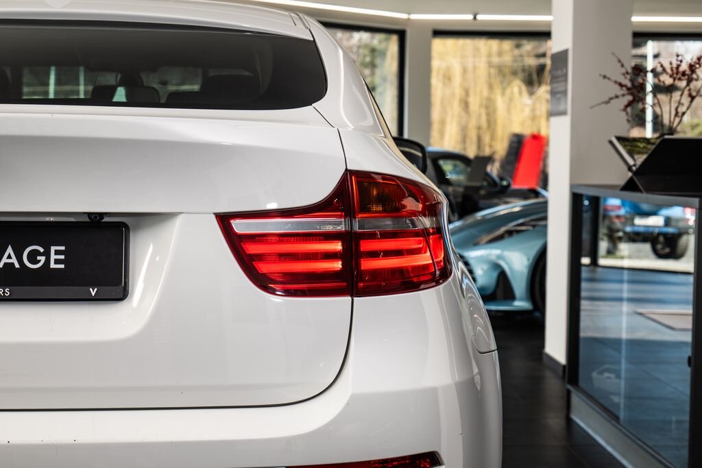 BMW X6 SUV / Terénní 3,0 l 180 kw