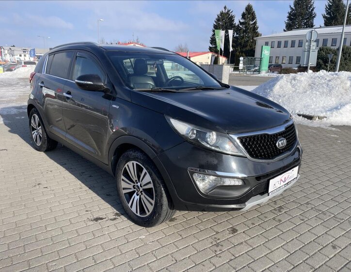 KIA Sportage SUV 2,0 l 135 kw