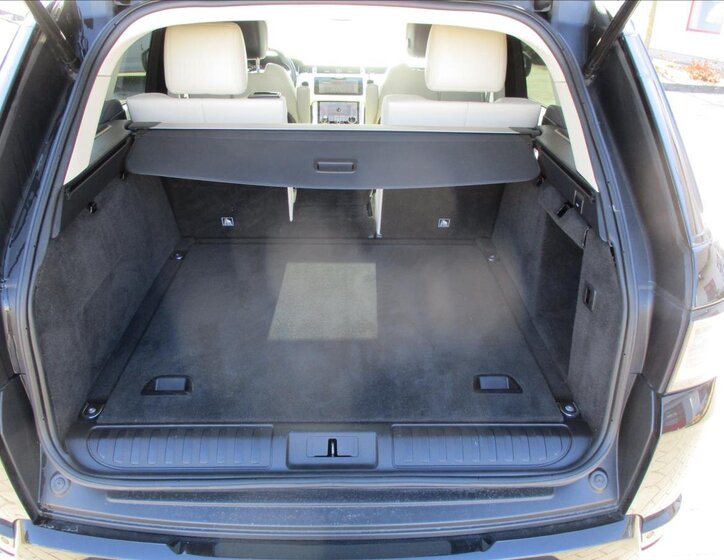 Land Rover Range Rover Sport SUV / Terénní 3,0 l 183 kw
