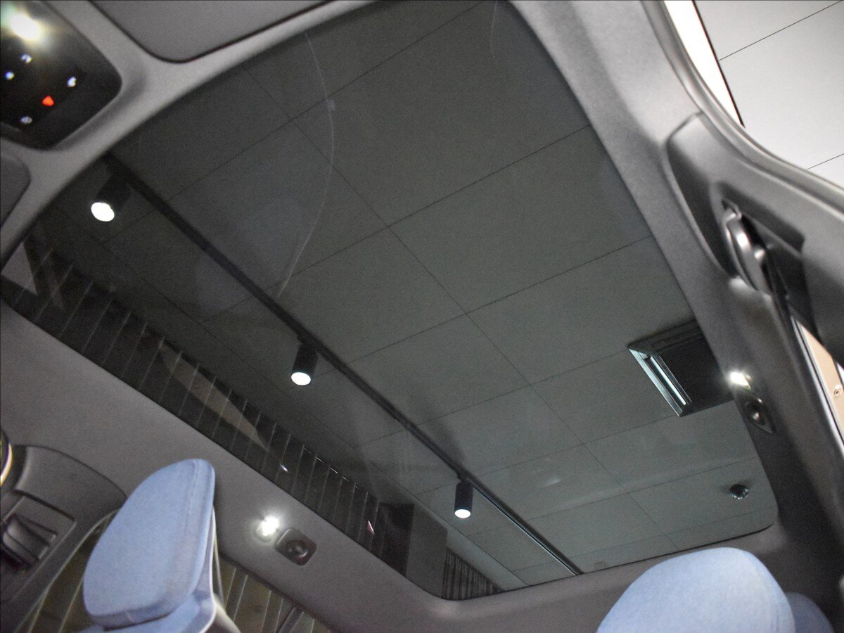 Volvo EX30 SUV / Terénní 0,0 315 kw