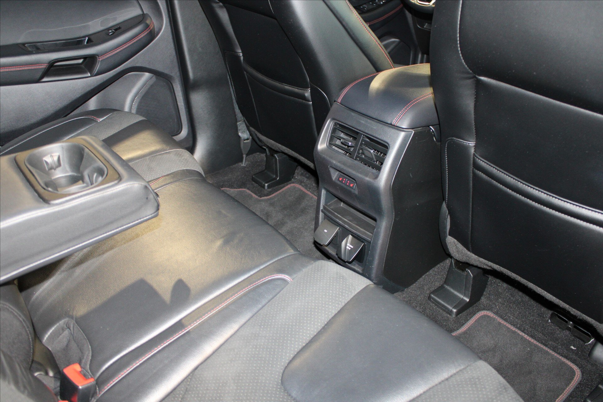 Ford Edge SUV / Terénní 2,0 l 175 kw