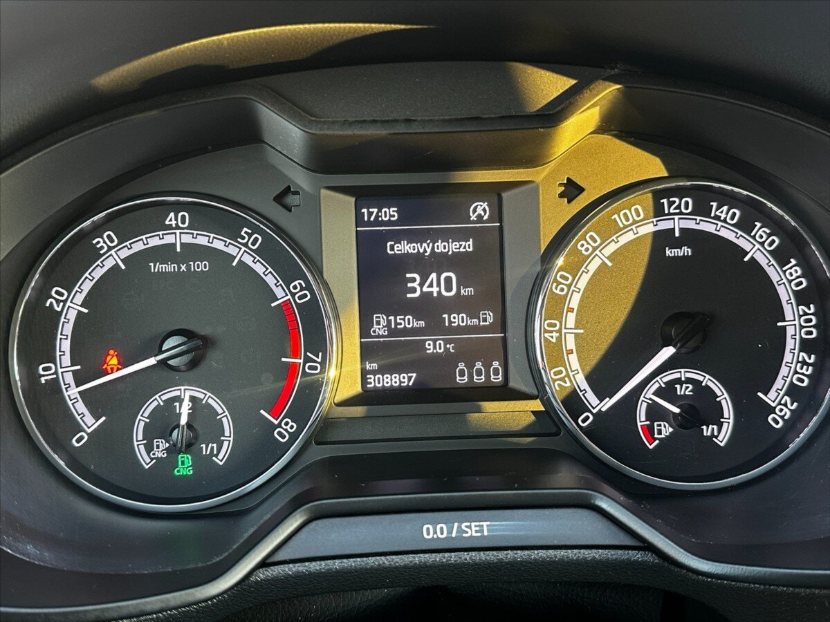 Škoda Octavia Sedan / Limuzína 1,4 l 81 kw