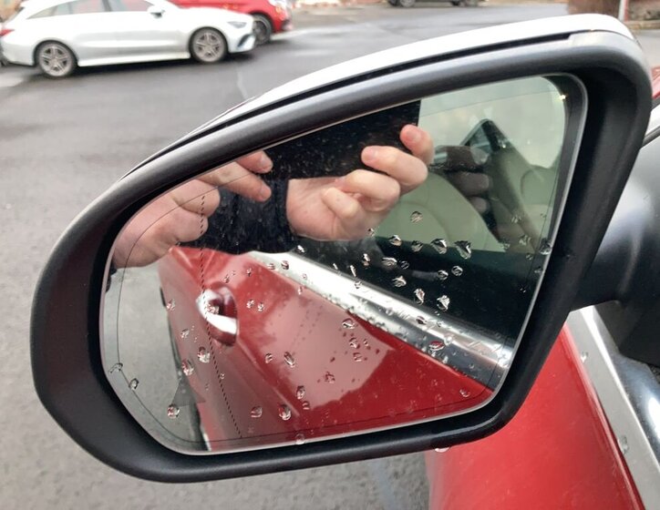 Mercedes-Benz EQC 23