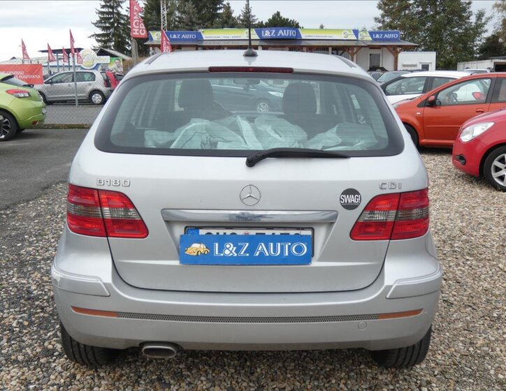 Mercedes-Benz Třídy B Hatchback 2,0 l 80 kw