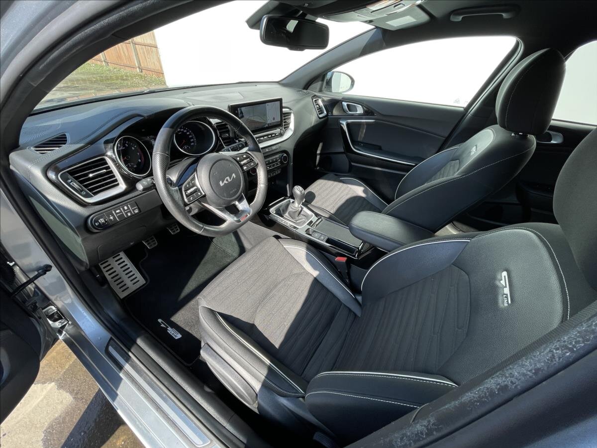 KIA ProCeed Hatchback 1,5 l 118 kw