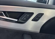 Audi Q8 SUV / Terénní 3,0 l 250 kw