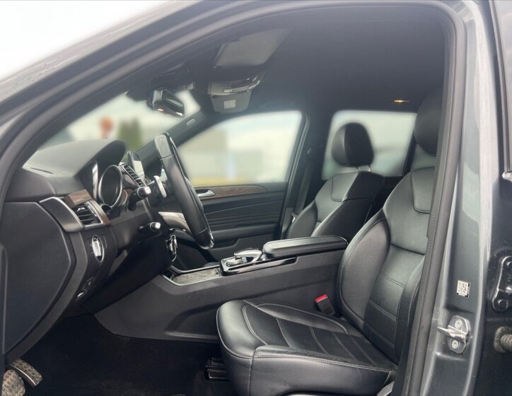 Mercedes-Benz GLE SUV / Terénní 3,0 l 190 kw