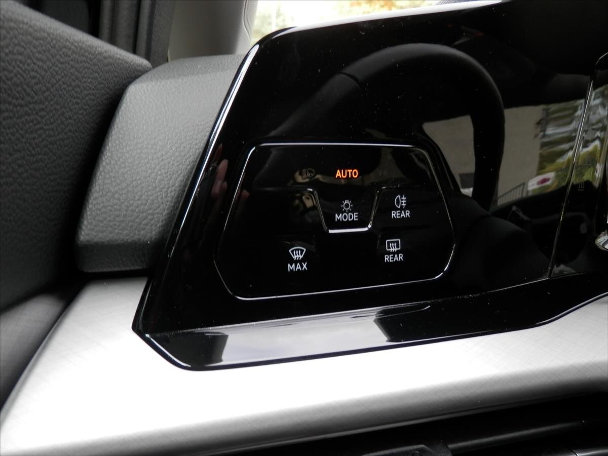 Volkswagen Golf Hatchback 1,5 l 110 kw