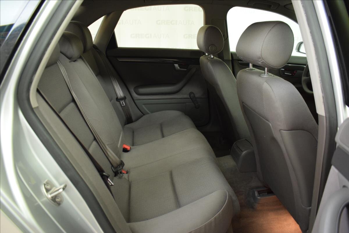 Audi A4 Sedan / Limuzína 2,0 l 96 kw
