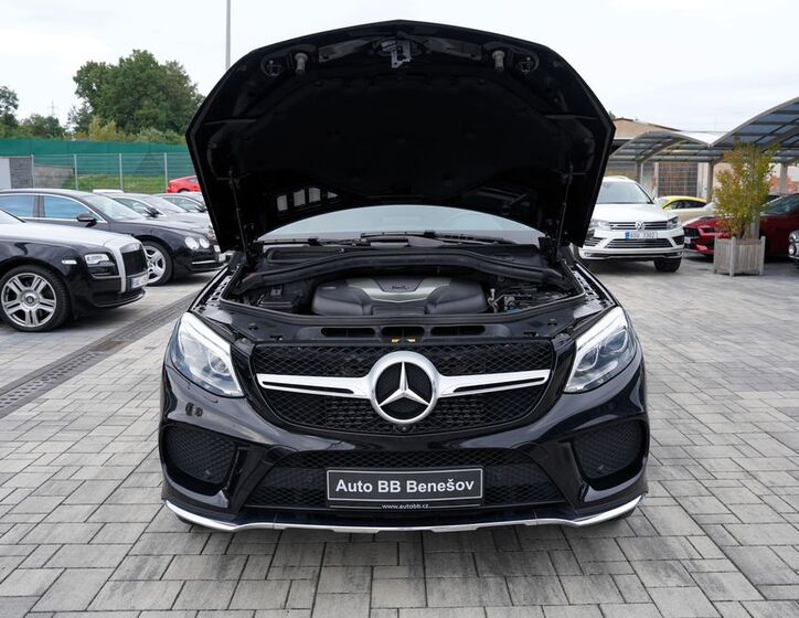 Mercedes-Benz GLE 10