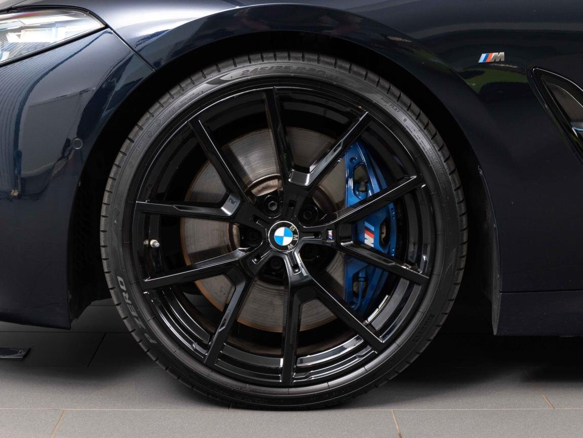 BMW Řada 8 Ostatní 4,4 l 390 kw