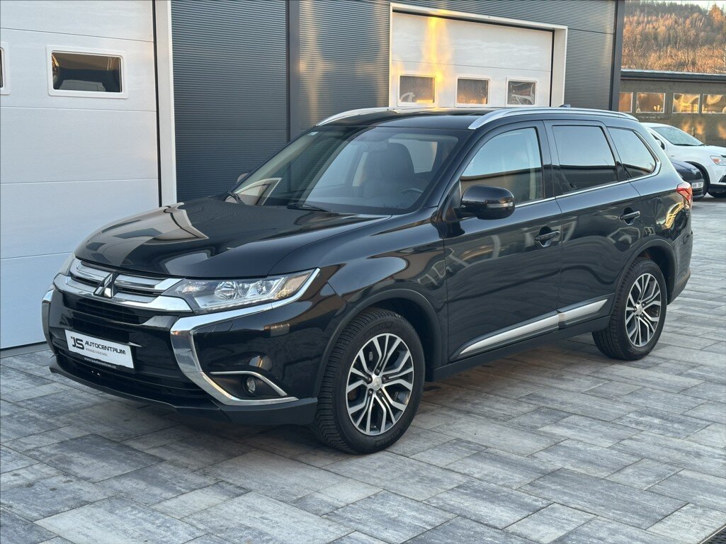 Mitsubishi Outlander SUV / Terénní 2,3 l 110 kw