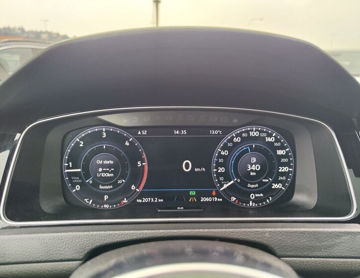 Volkswagen Golf Kombi 2,0 l 110 kw