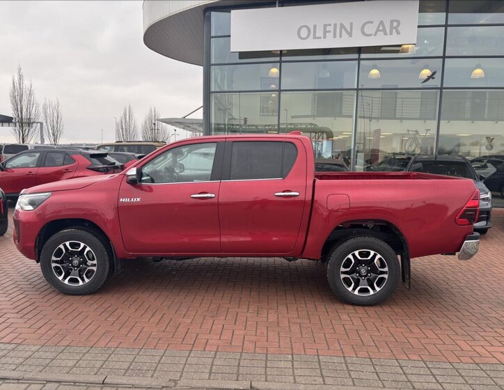 Toyota Hilux Pick-up 2,8 l 150 kw