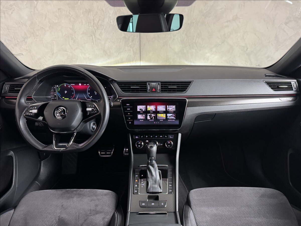 Škoda Superb Kombi 1,4 l 160 kw