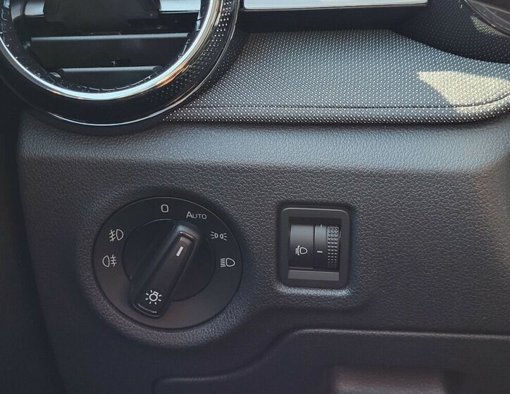 Škoda Fabia Hatchback 999,0 59 kw