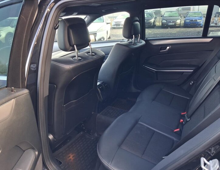 Mercedes-Benz Třídy E 11