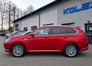 Mitsubishi Outlander SUV / Terénní 2,4 l 165 kw