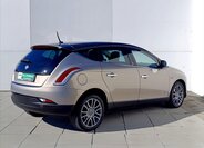 Lancia Delta Hatchback 1,6 l 88 kw