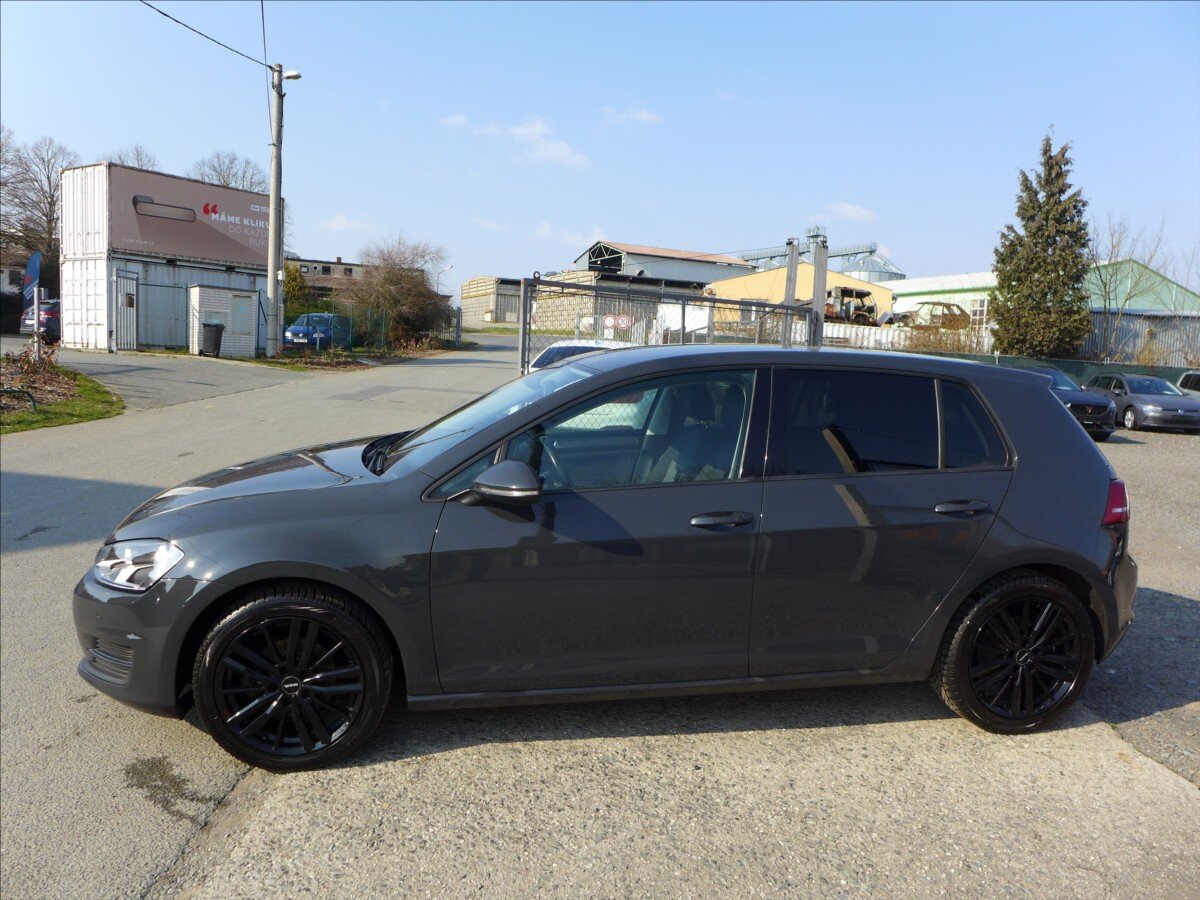 Volkswagen Golf Hatchback 1,2 l 63 kw
