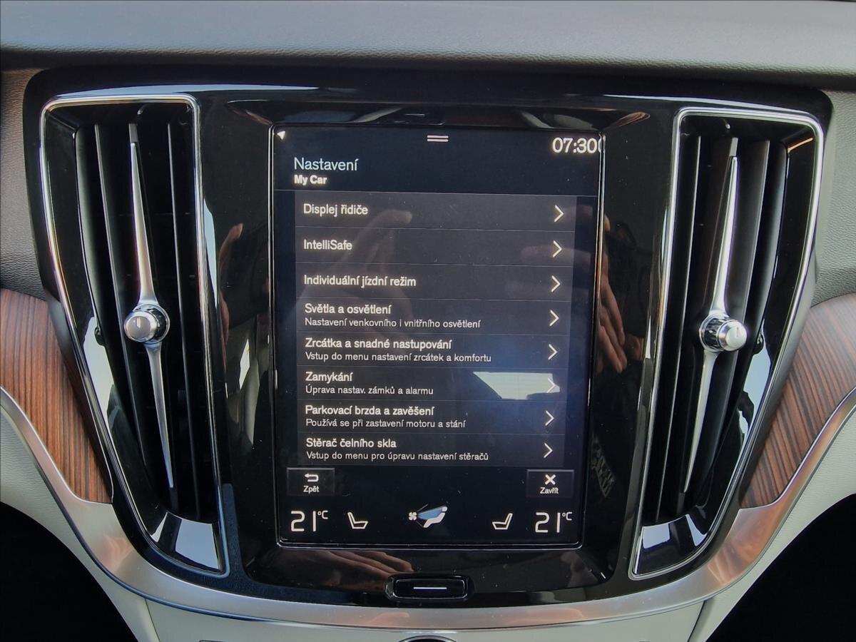 Volvo V60 Kombi 2,0 l 140 kw