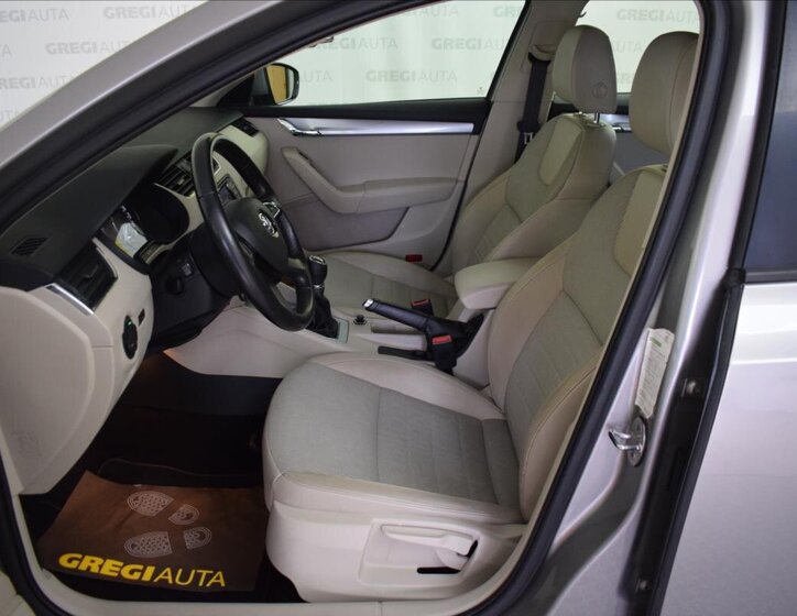 Škoda Octavia Kombi 2,0 l 110 kw