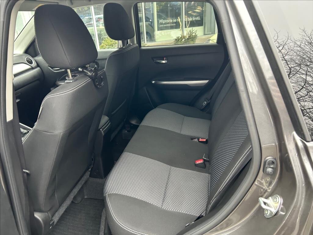 Suzuki Vitara SUV 1,4 l 95 kw