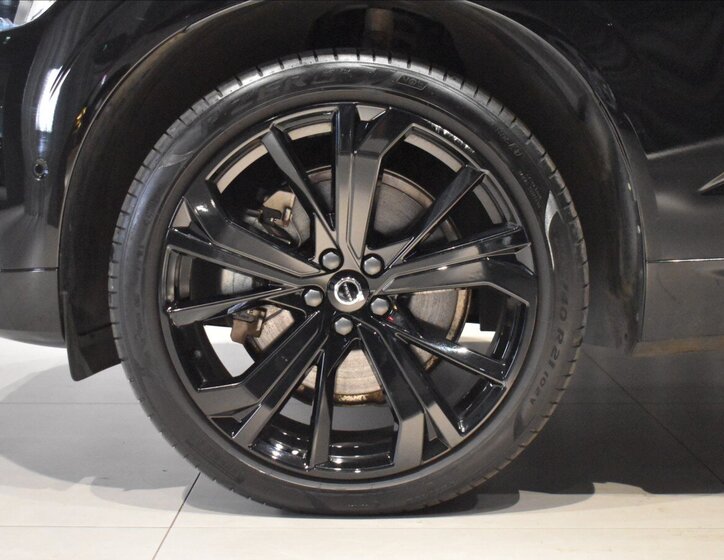 Volvo XC60 SUV / Terénní 2,0 l 257 kw