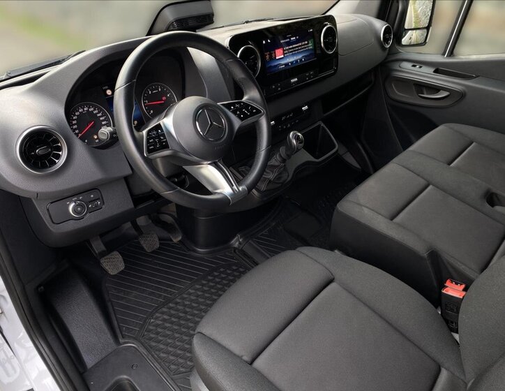 Mercedes-Benz Sprinter Skříň 2,0 l 110 kw