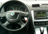 Škoda Octavia Kombi 2,0 l 103 kw