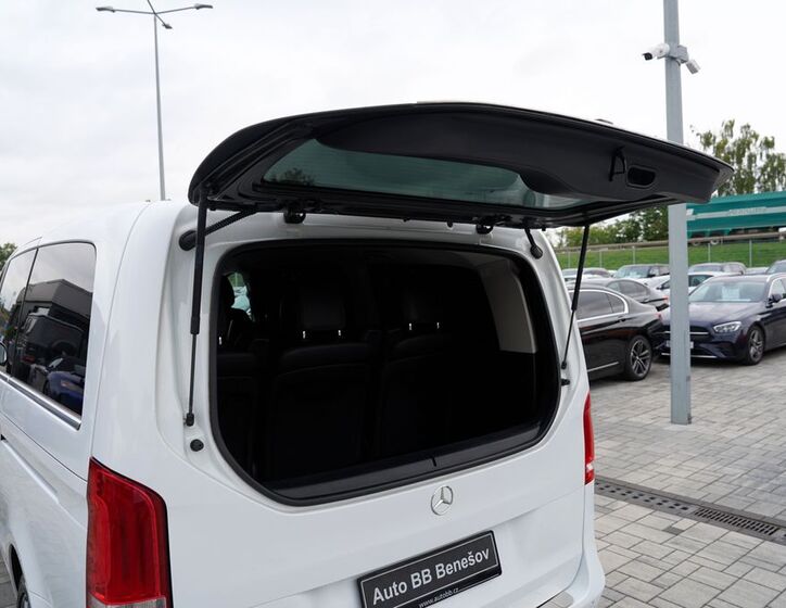 Mercedes-Benz Třídy V 11