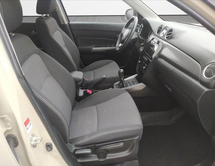 Suzuki Vitara 18