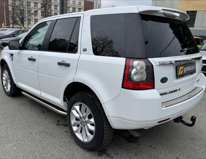 Land Rover Freelander SUV 2,2 l 140 kw
