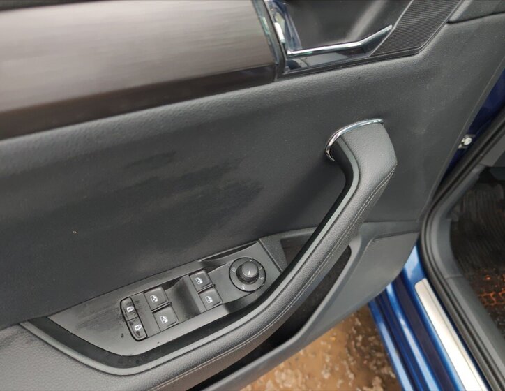 Škoda Superb Kombi 2,0 l 140 kw