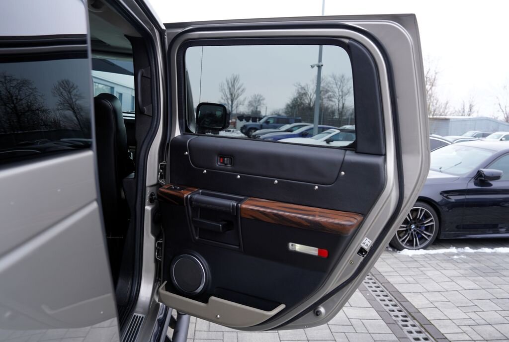 Hummer H2 SUV 6,0 l 232 kw