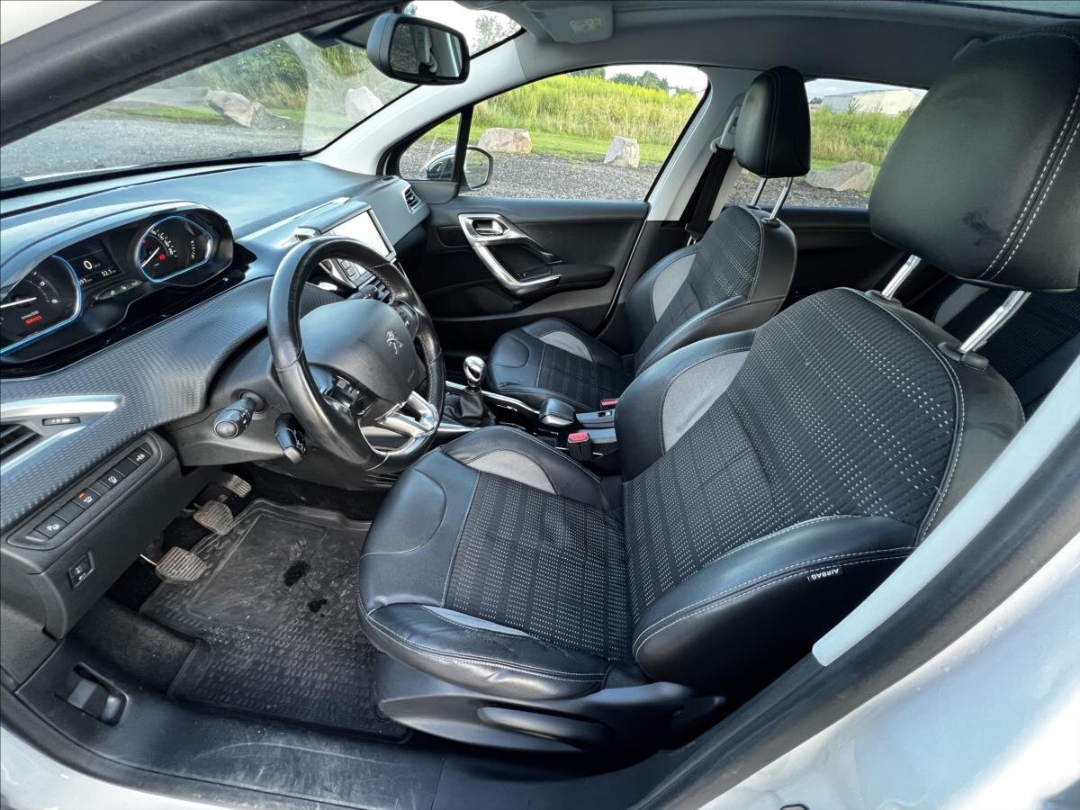 Peugeot 2008 SUV / Terénní 1,6 l 84 kw