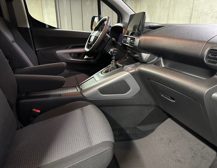 Toyota ProAce City Verso 13