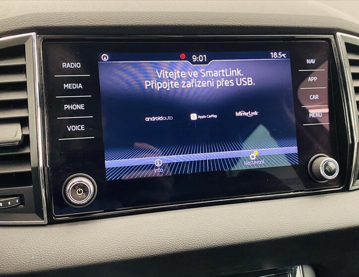 Škoda Karoq SUV / Terénní 1,5 l 110 kw