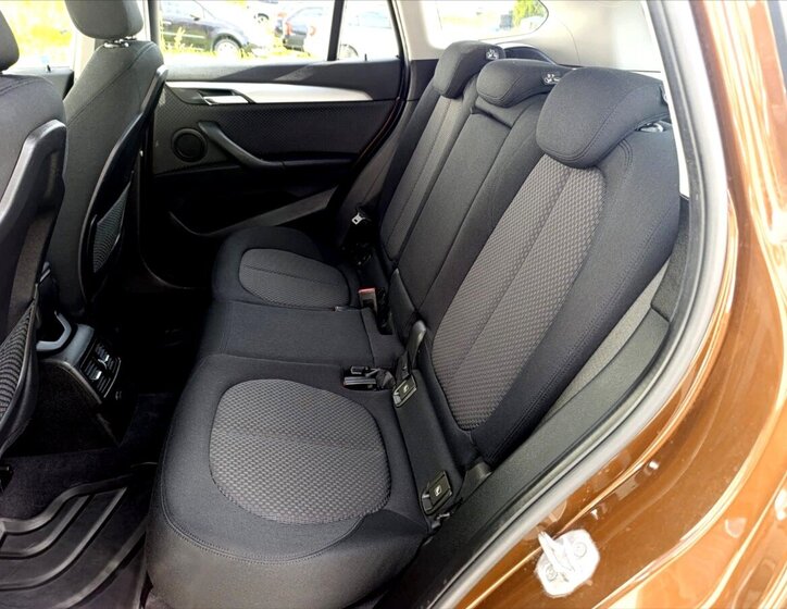 BMW X1 SUV 2,0 l 110 kw