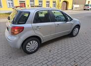 Suzuki SX4 11