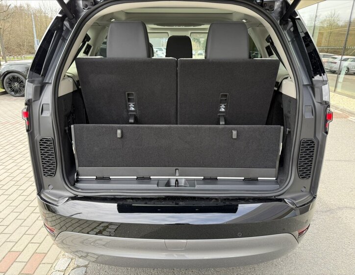 Land Rover Discovery SUV / Terénní 3,0 l 257 kw