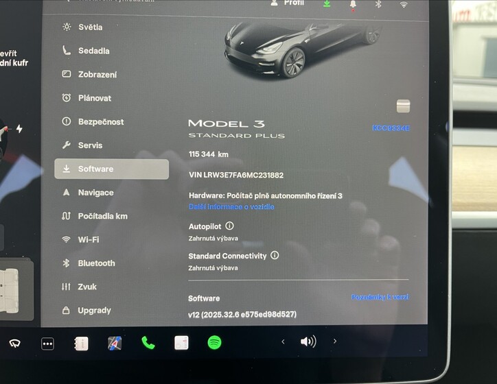 Tesla Model 3 31