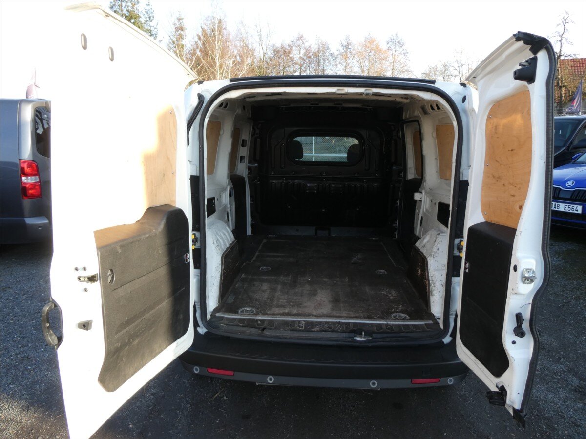 Fiat Dobló cargo Pick-up 1,4 l 88 kw