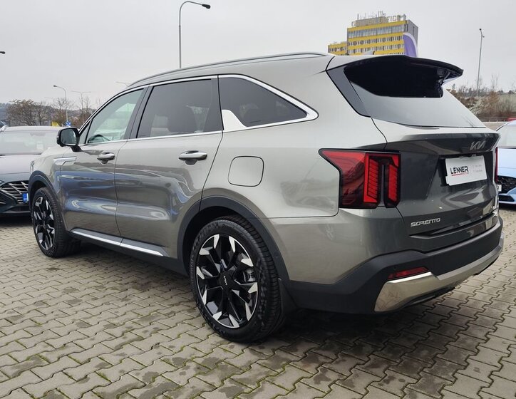 KIA Sorento 7