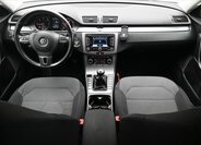 Volkswagen Passat Kombi 1,6 l 77 kw